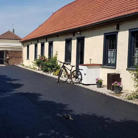 Vieille Fermette Prive Bed & Breakfast *