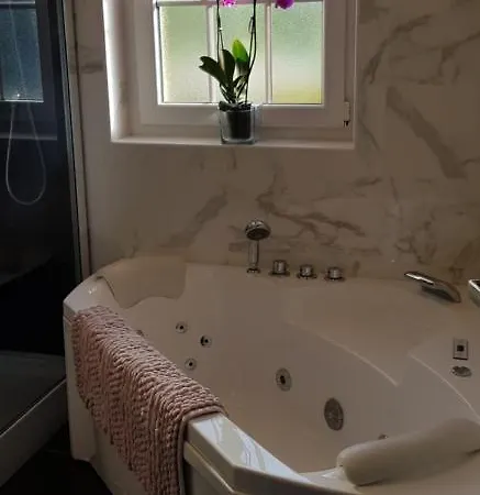 Vieille Fermette Prive *