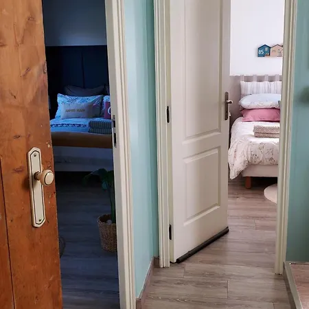 Vieille Fermette Prive * Waben