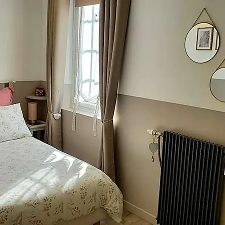 Vieille Fermette Prive Bed & Breakfast *